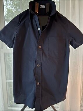 Boys QBK Navy Short-Sleeve Button-Up Shirt Size 10